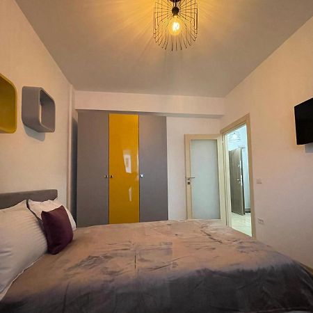 Luxury Q Residence Near Center Яссы Экстерьер фото